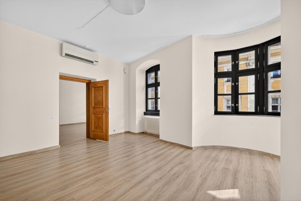 Kancelárie Michalská 18