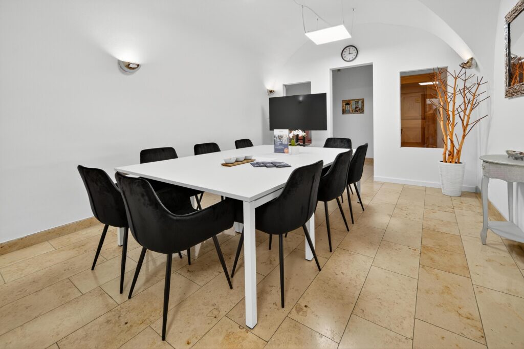 Kancelárie Michalská 18