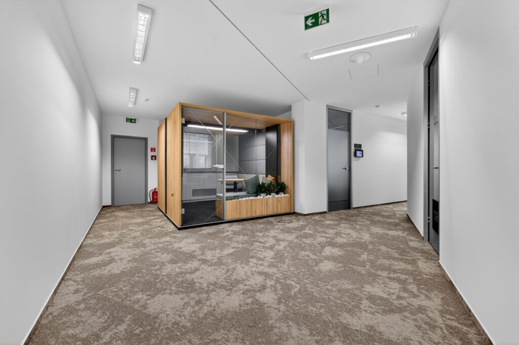 BBC1 Plynárenská 1 - Bratislava Business Centre